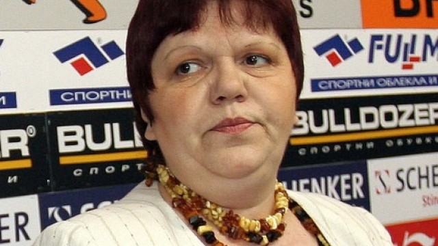 Данъчният, проверявал фирмите на Ирена Кръстева е правил и ревизията на Цветан Цветанов