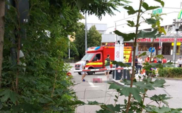 Стрелба в търговски център в Мюнхен