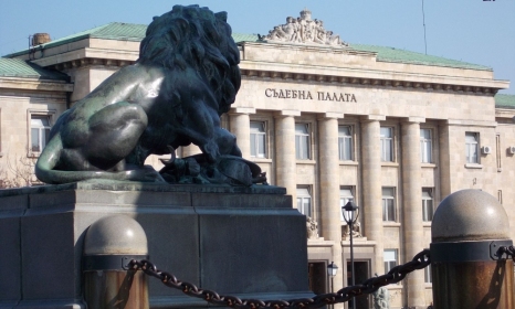 Прокуратурата внася в съда четворно повече негодни обвинения за корупция, в сравнение с другите престъпления