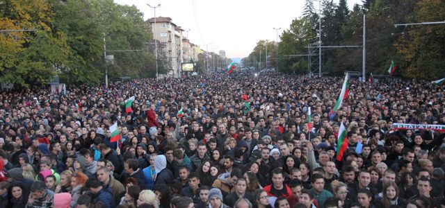 Концертът на Орлов Мост най-важното събитие в кампанията за референдума