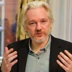 Асандж: Уикилийкс няма по-голям компромат от този, който излиза от устата на самия Тръмп