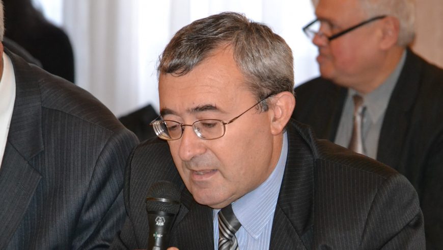 Еврокомисар за лично ползване*