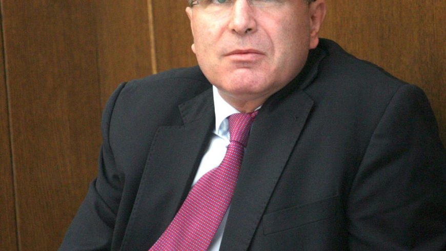 Правителството направи предизборен подарък на Христо Ковачки