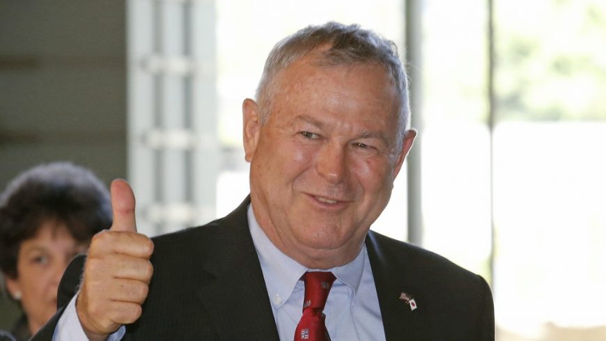 Американски конгресмен призова за подялба на Македония