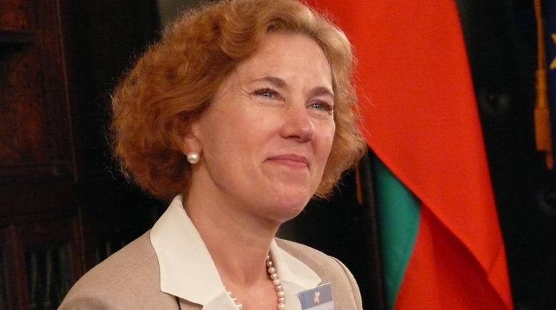 Елена Поптодорова: Ще съдя всеки, който прекрачи границите