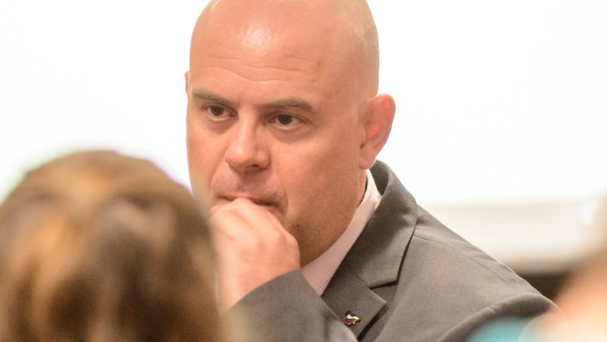 Иван Гешев отговорил на доклада на ХК като им изпратил „Под игото“