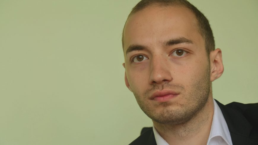 Димитър Ганев: Събирания и раздели са биографията на десницата