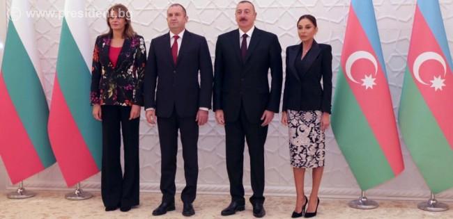 Румен Радев в Баку: България подкрепя Южния газов коридор